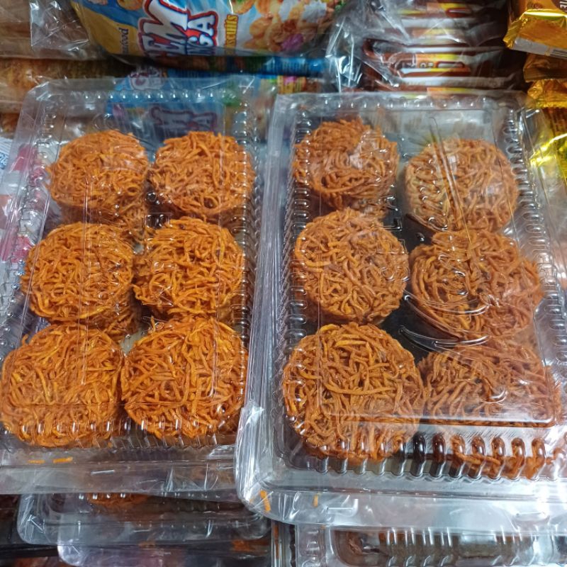 

Kremes Makanan jadul isi 12