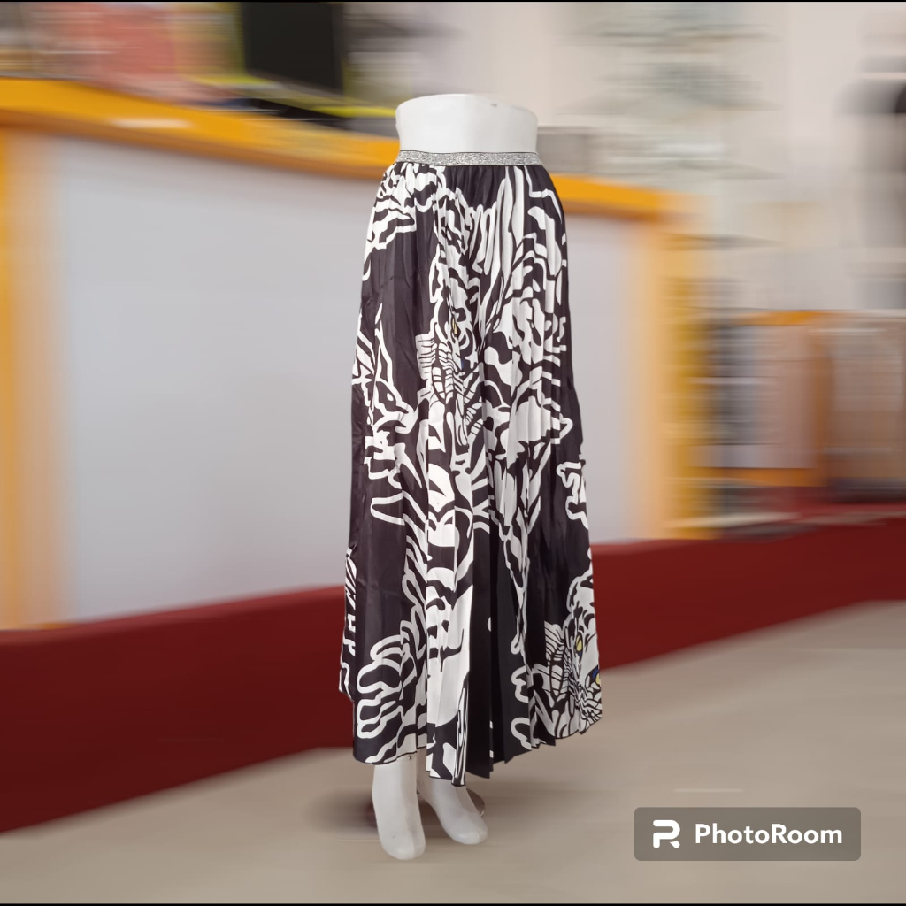 ROK PLISKET MOTIF BUNGA MACAN SD091950