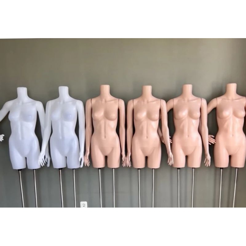 Patung Manekin Plastik Cewe Body Fit Setengah Badan Wajah Alien Bening / Tanpa Wajah  / Patung Wanit