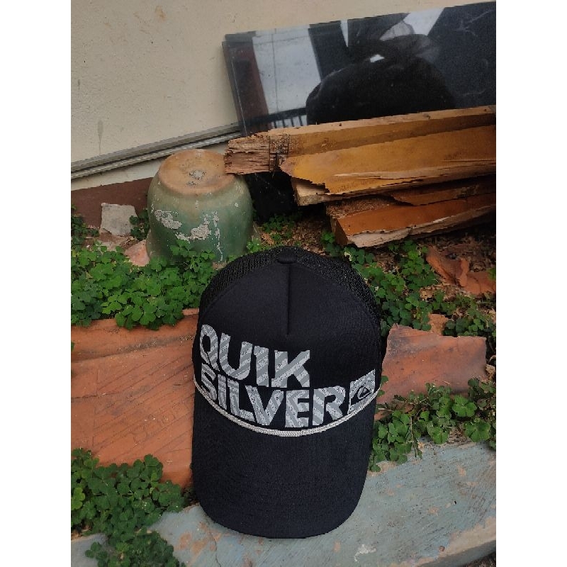 topi quiksilver second