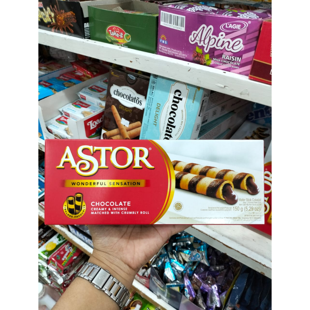 

astor wafer roll cokelat 150g