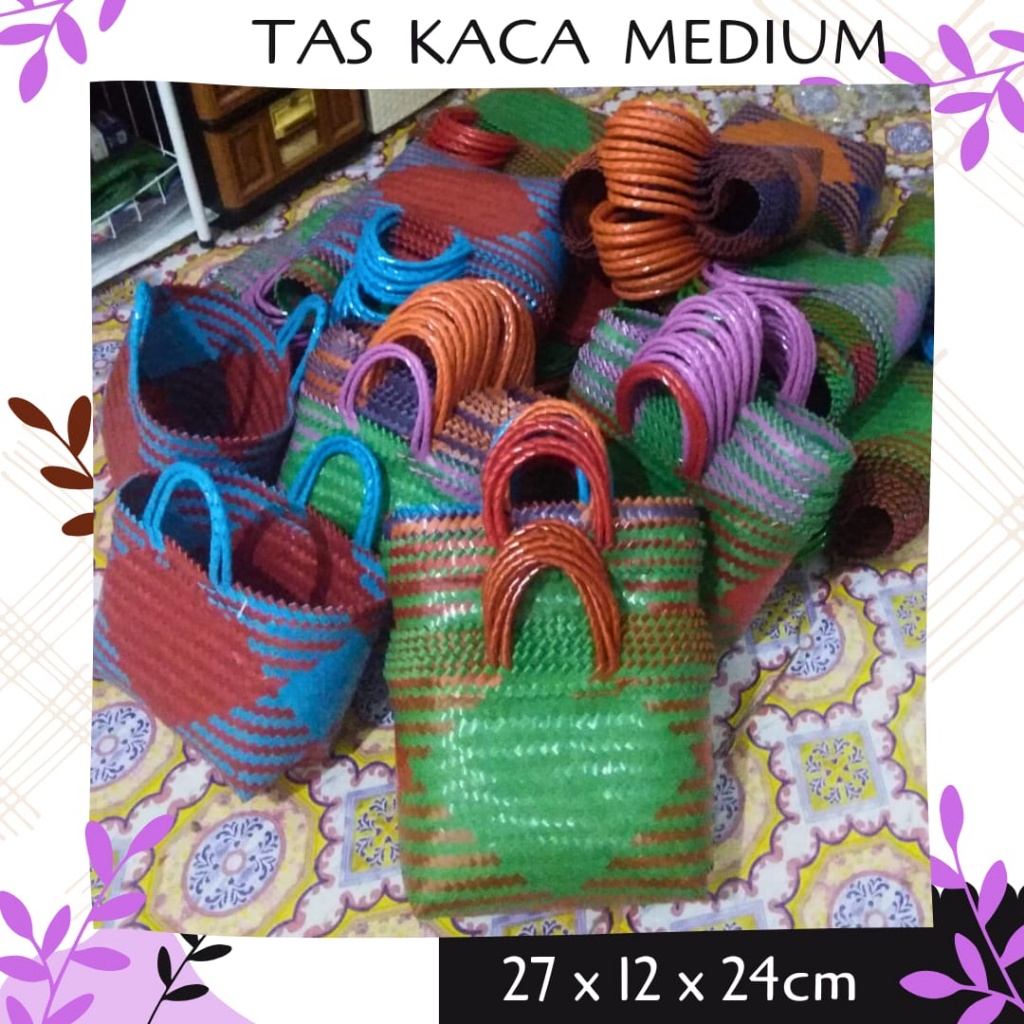 

Tas Anyaman Kaca Size Medium / Tas Belanja Glossy / Tas Berkat