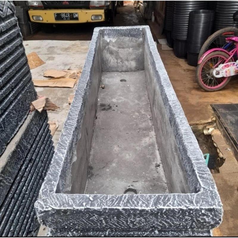 pot semen segi panjang minimalis 100x25x25 cm