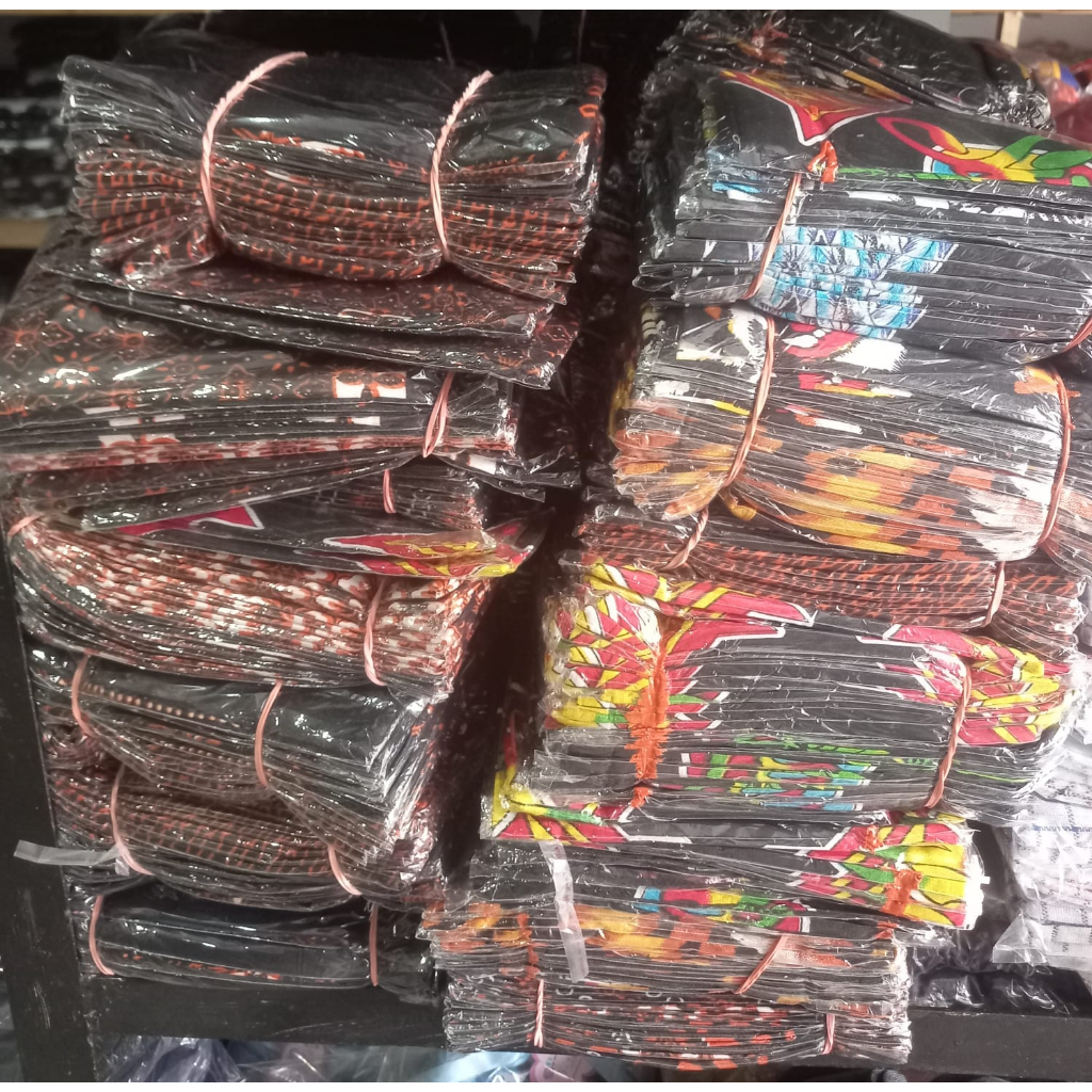 12 pcs slayer motif batik dan motif gambar model segi empat berbahan dasar halus