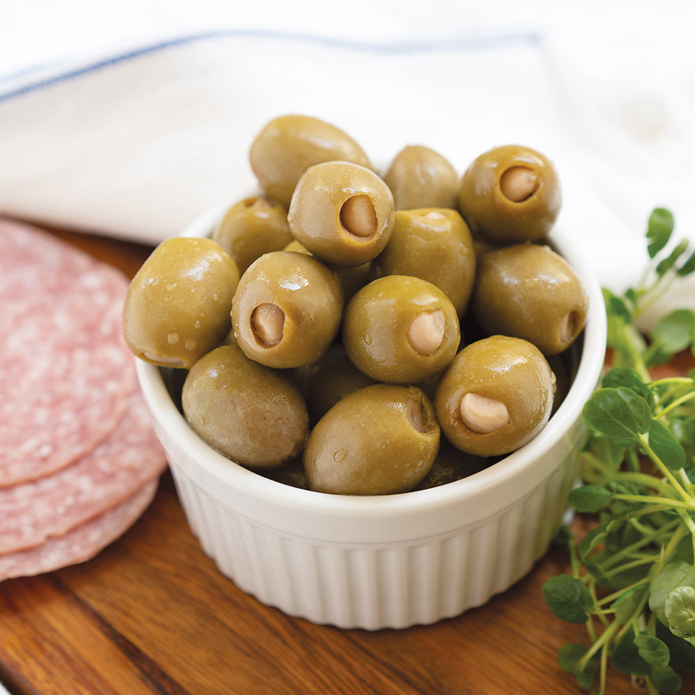 

Whole Green Olive Stuffed Garlic Buah Zaitun Utuh Hijau dengan Bawang Putih