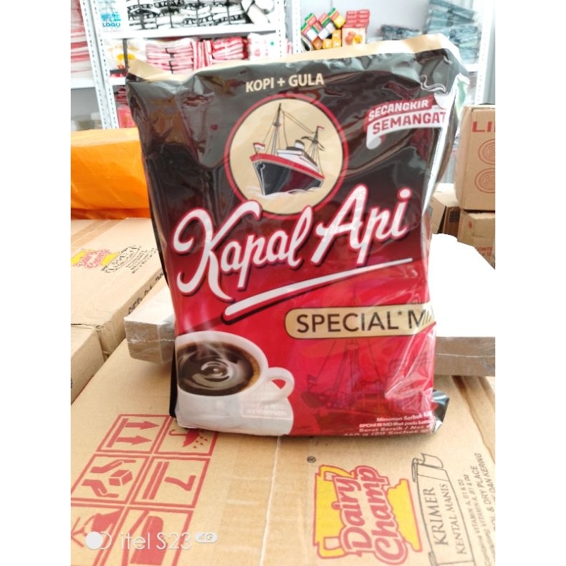 

KOPI KAPAL API SPECIAL MIX KOPI + GULA ISI 20 SACHET