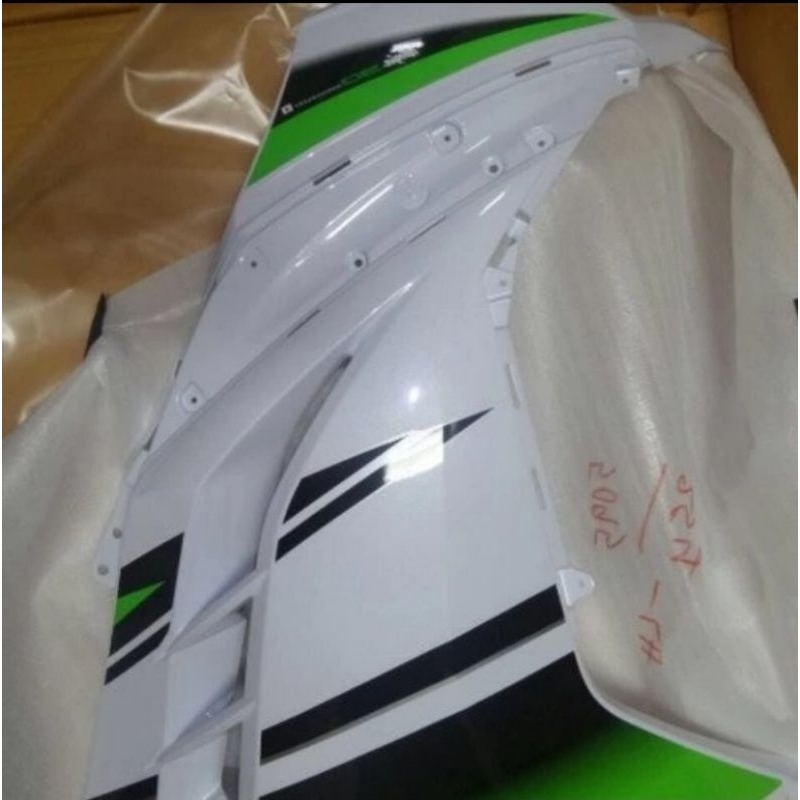 fering fairing samping ninja 250 fi anniversary 2015 original