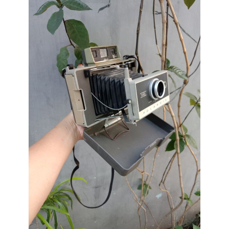 Polaroid 330 Land Camera Vintage Kamera Jadul Kamera Antik Kamera Lawas Kamera Polaroid 1967 - 1971