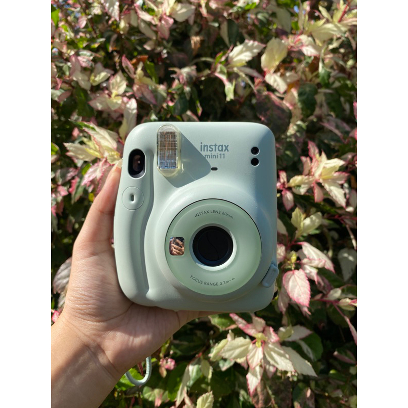 FUJIFILM instax mini 11 second