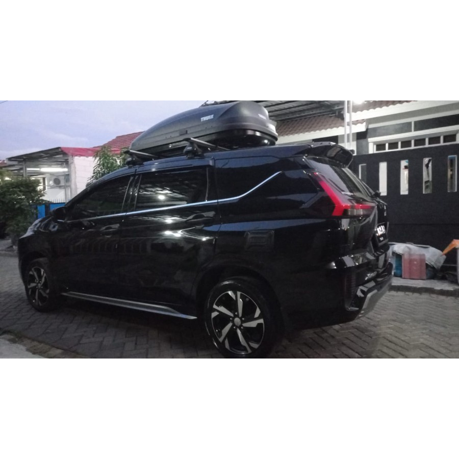 Thule Roof Box Pacific 200 Anthracite Bagasi Atap Mobil