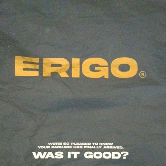 Kaos Erigo X JKT48 Muthe Emoji Almond milk