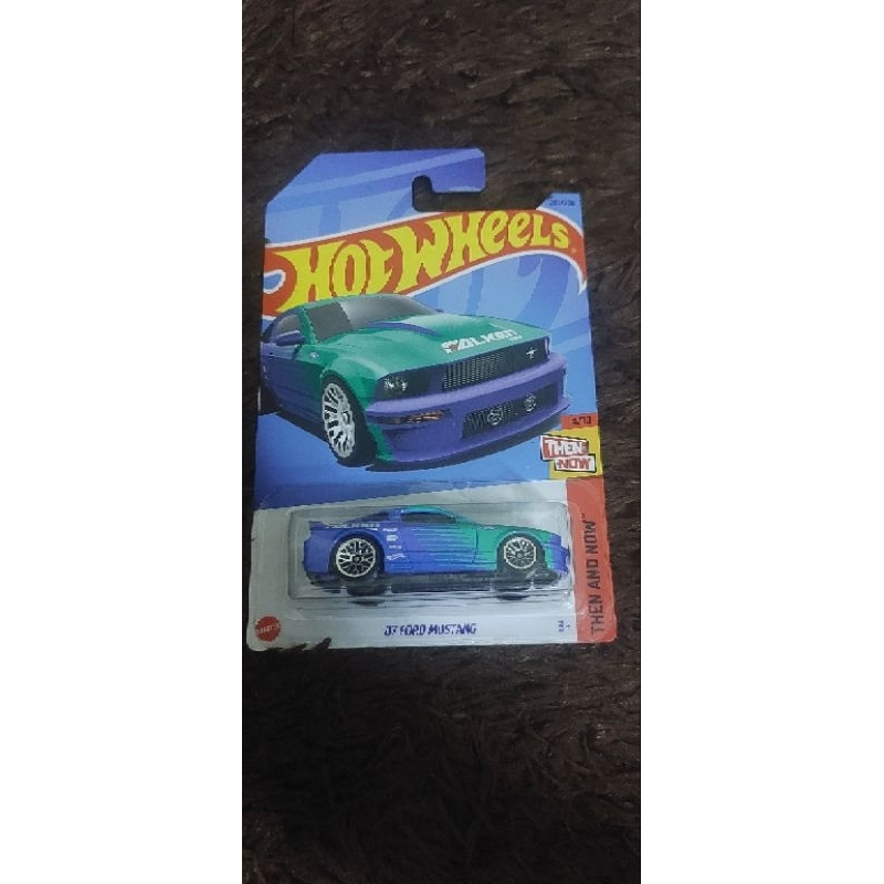 hotwheels falken ford mustang