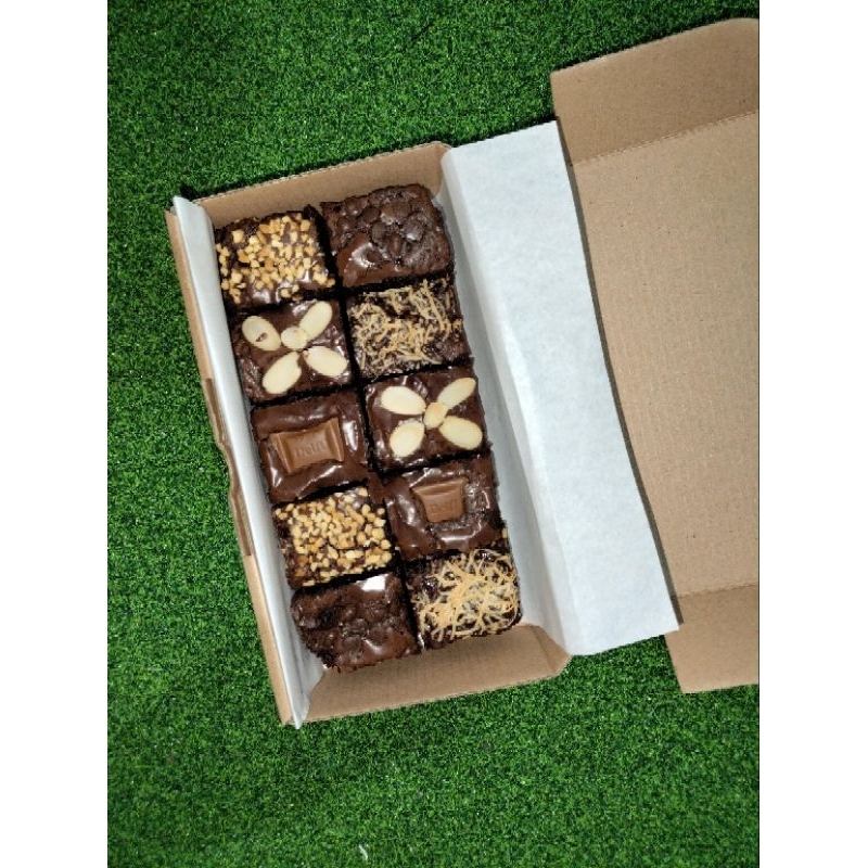 

Brownies medium Bingkisan/Hampers Cantik