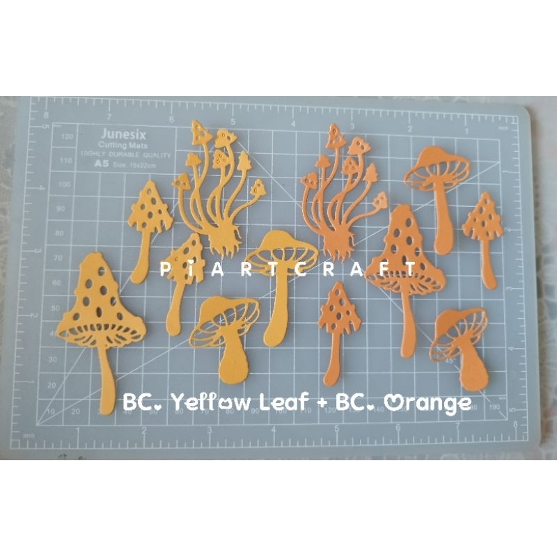 

seri AUTUMN - mushroom / jamur isi 12 pcs (2set) - Dies cut / cut dies DIY scrapbook / vintage journal / album / diary