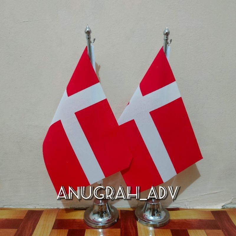 

tiang stainless bendera meja DENMARK