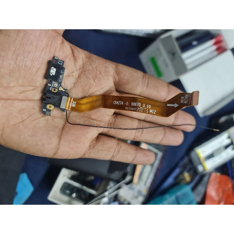 PAPAN CAS BOARD BAWAH KONEKTOR CAS REALME C3 ORI