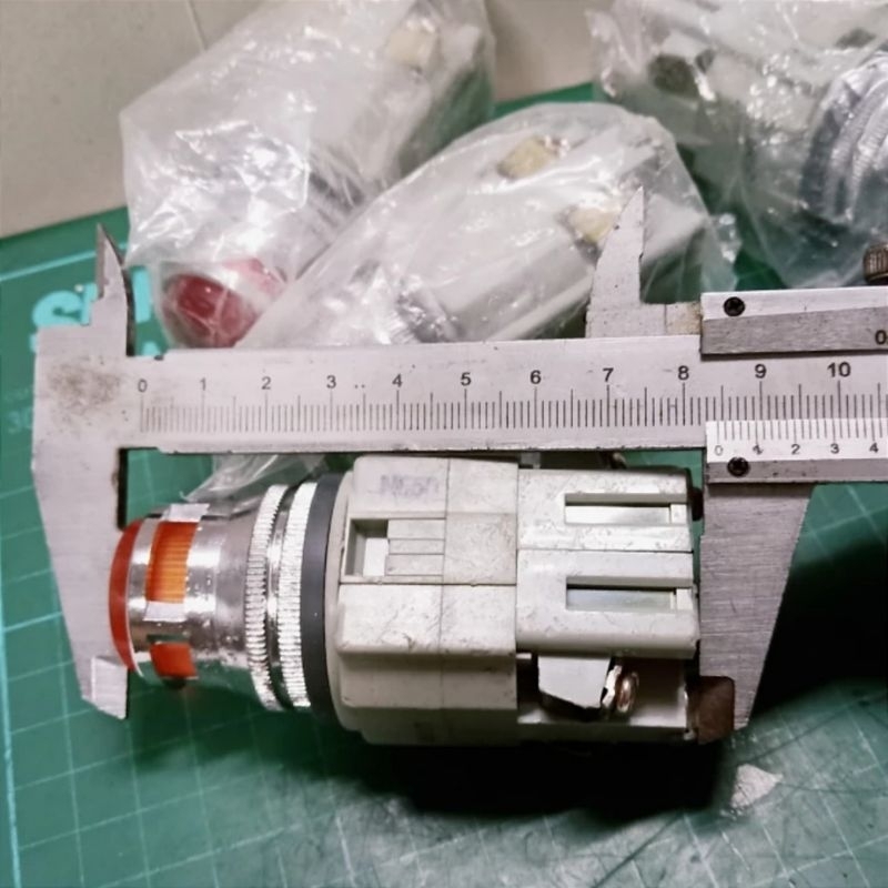 IDEC illuminated Push Button Lamp led ALN 1NO 1NC made in Japan