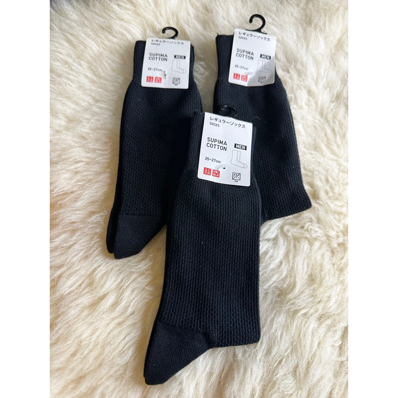 kaos kaki uniqlo