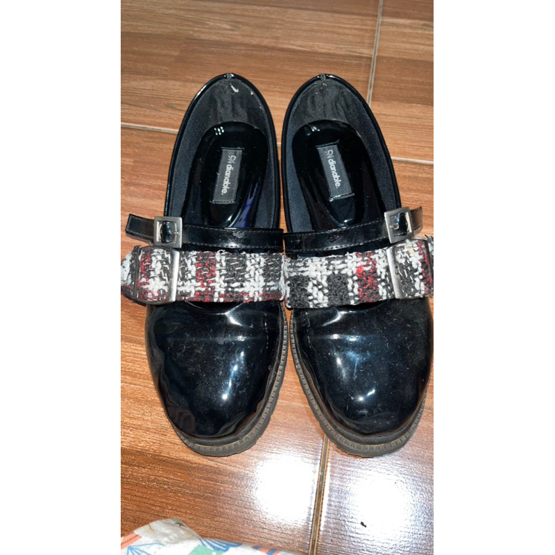dianable - Gumi Black Docmart