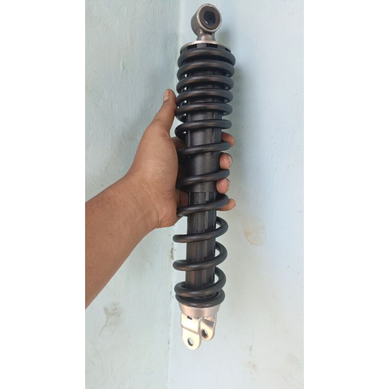 Shockbrekaer belakang copotan vario 150 new / shock vario 150 new original