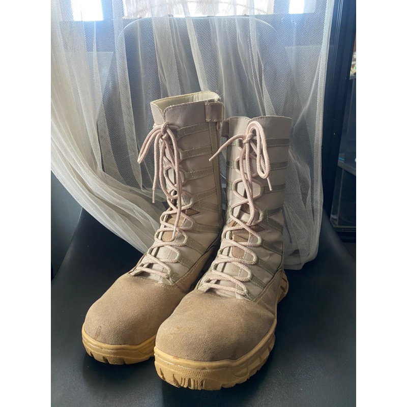 Boots pria second good