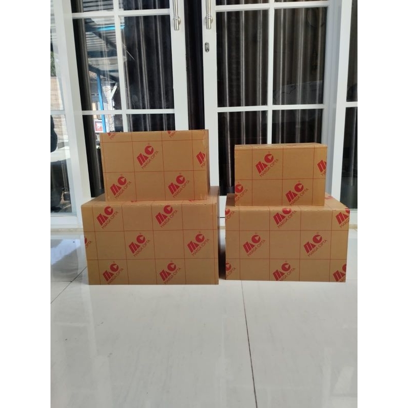 Box akrilik 1 set isi 4 untuk tutup kotak seserahan