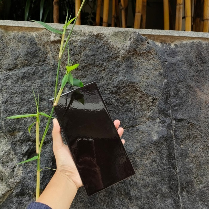 Keramik Mustika 10x20 Hitam Glossy Non Bevel