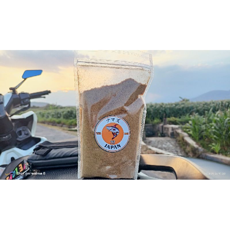 pelet untuk umpan ikan patin, nila, tombro dan sejenisnya