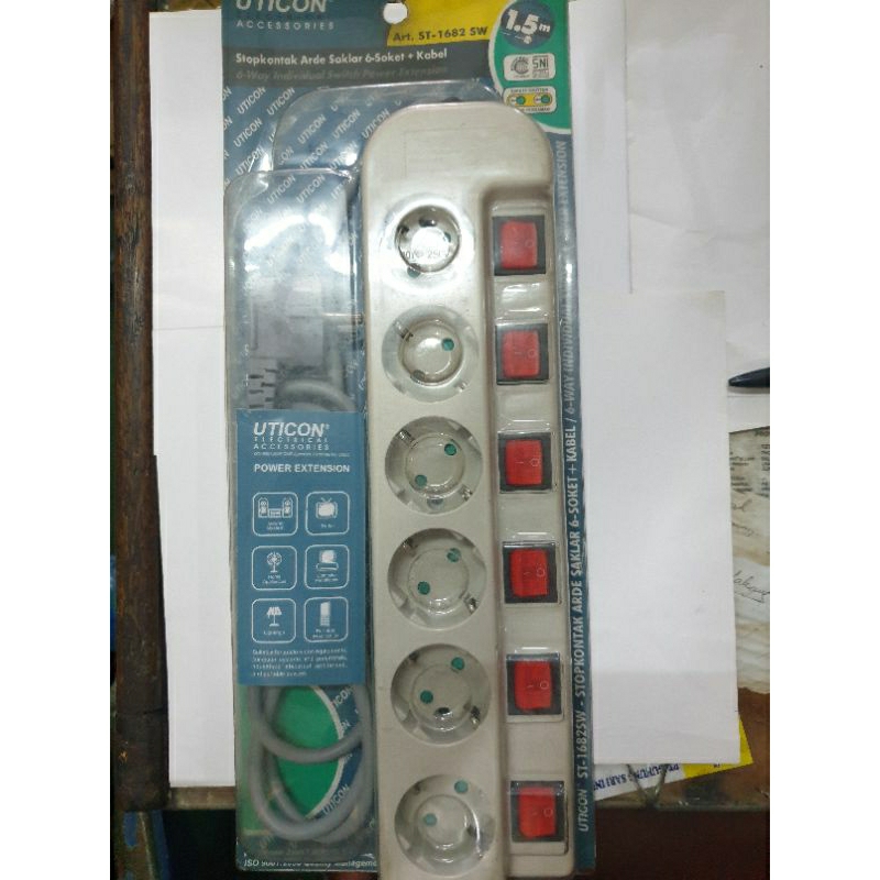 stop kontak arde 6 lubang + saklar lampu uticon