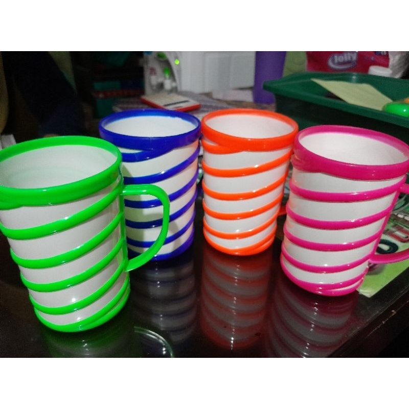 Mug, Gelas, Gelas Plastik, Cangkir Plastik, Cangkir Warna, Gelas Gagang