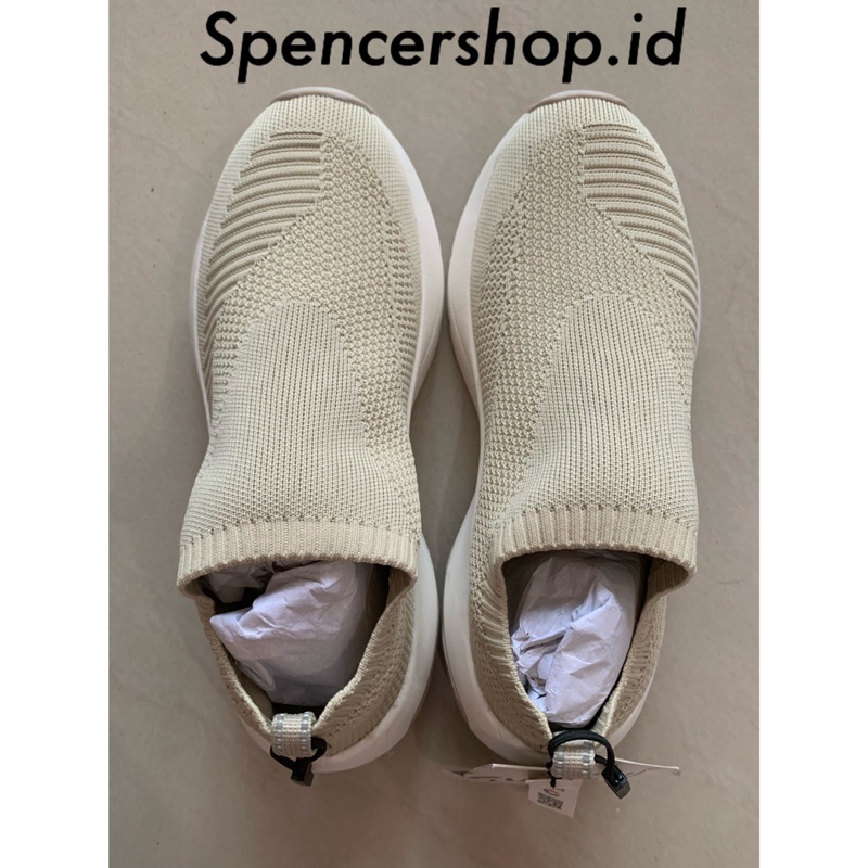 Sepatu ZARA PRIA Z2:RUNNING ( ORI & BARU )