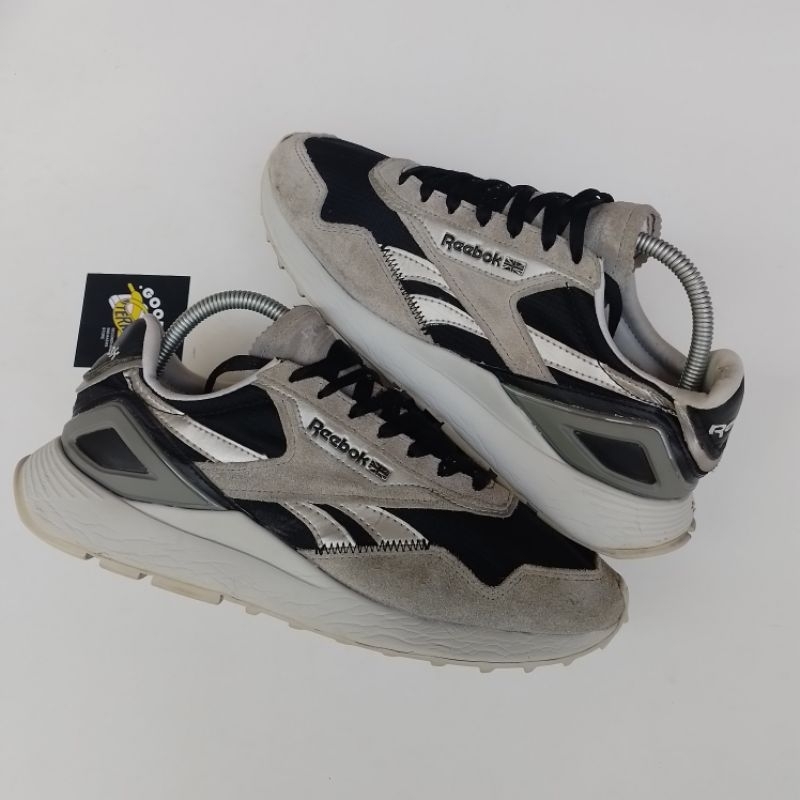 Sepatu Reebok Classic Leather Legacy Cold Grey