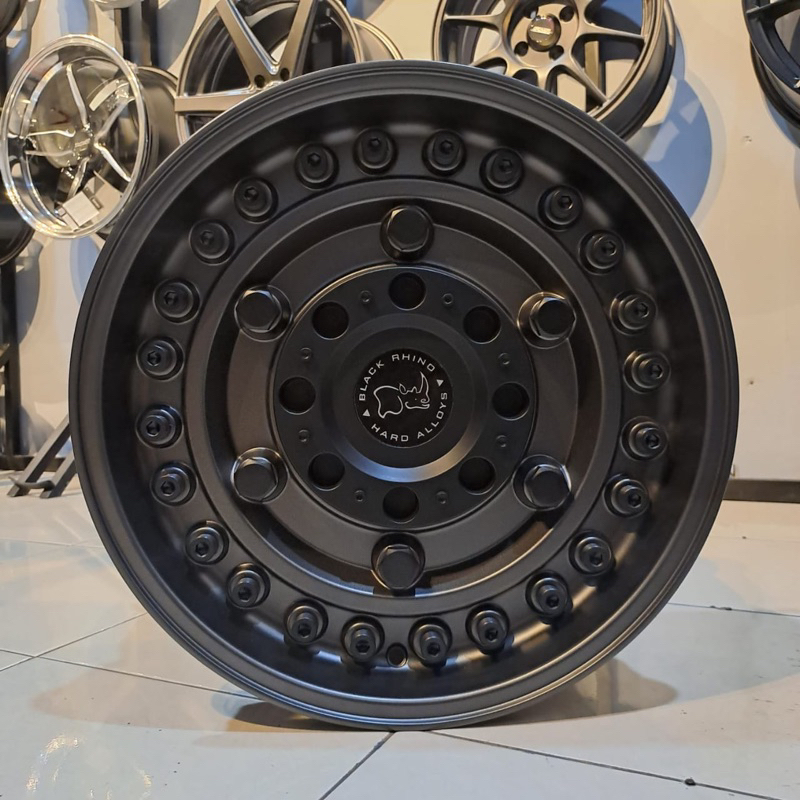 Velg Mobil Offroad Blackrhino Armory R18 untuk Fortuner Pajerosport
