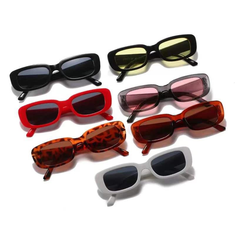 Kacamata Hitam Retro Kekinian / Kacamata Pria Wanita Hitam Vintage