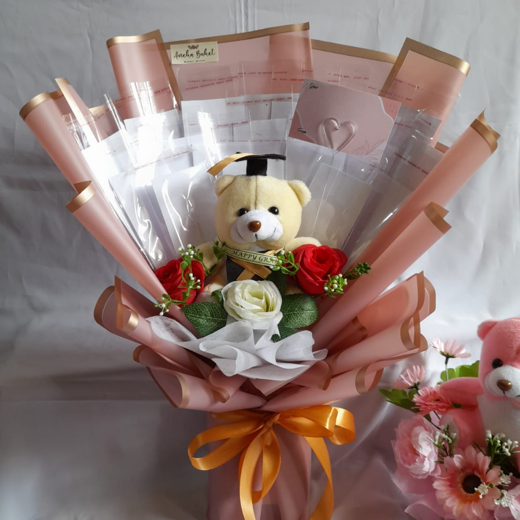 BUKET BONEKA WISUDA DAN UANG KOSONG ISI 15 ,20 SLOT