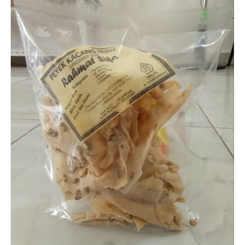 

Peyek kacang hijau