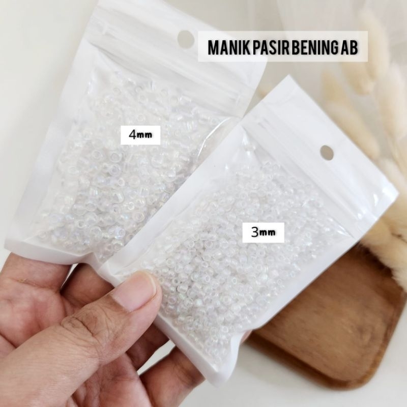 Manik Pasir Bening AB