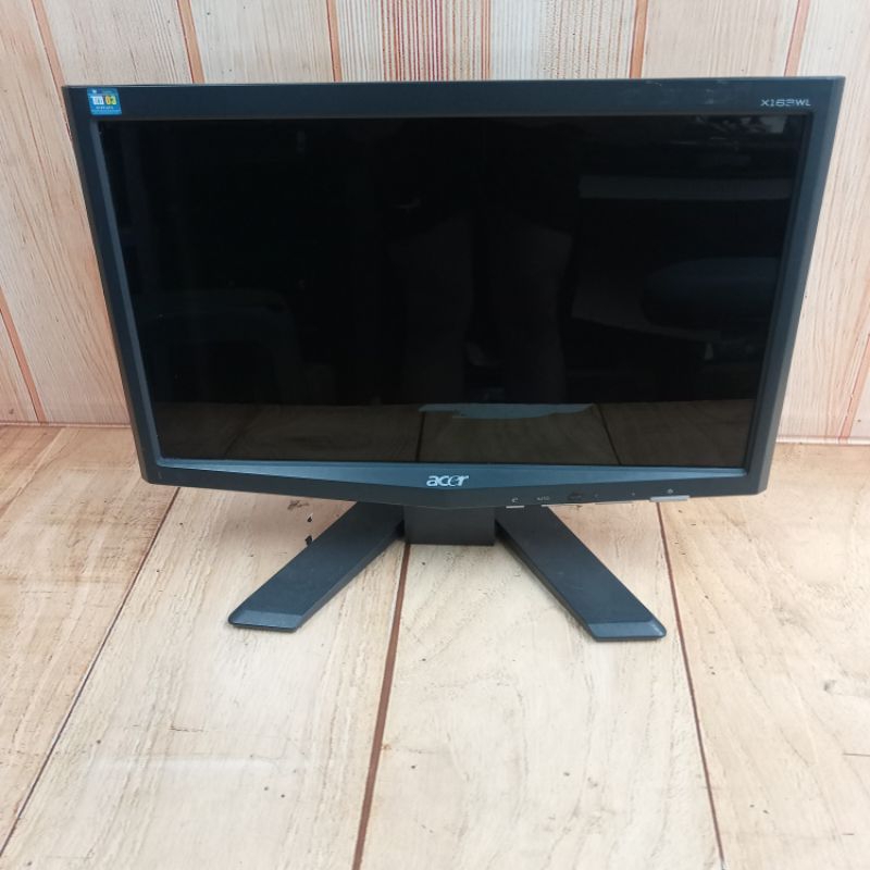 MONITOR LCD ACER 16 INCHI MODEL X163WL/X162WL B