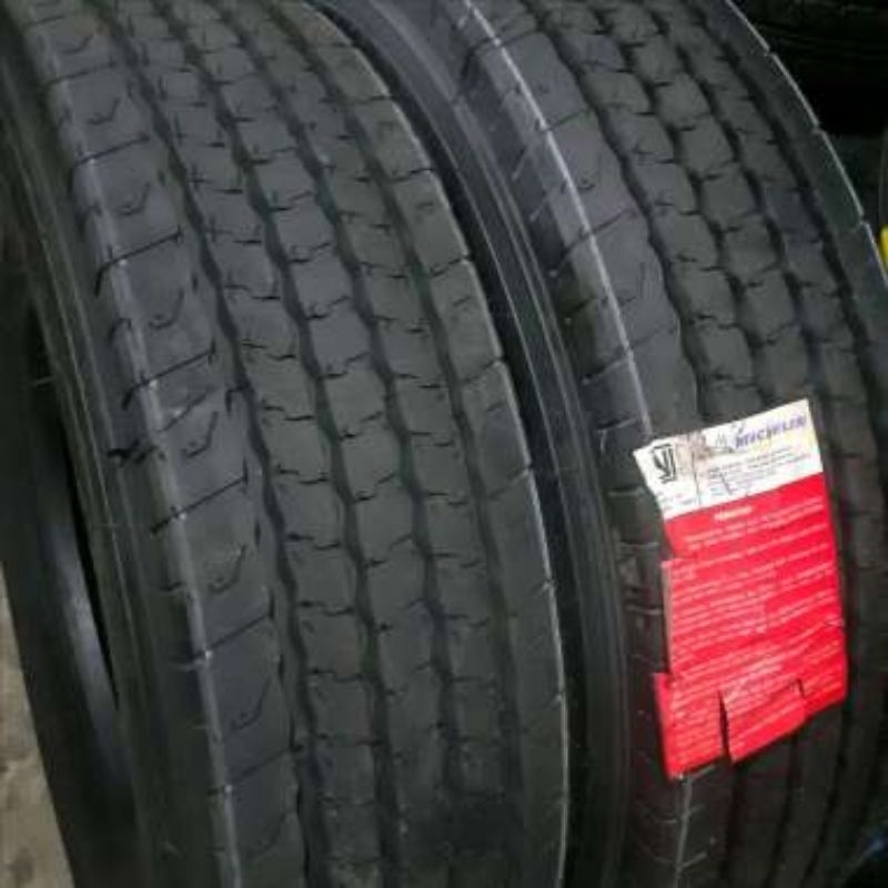 Ban Truk Michelin 750 16 fulset
