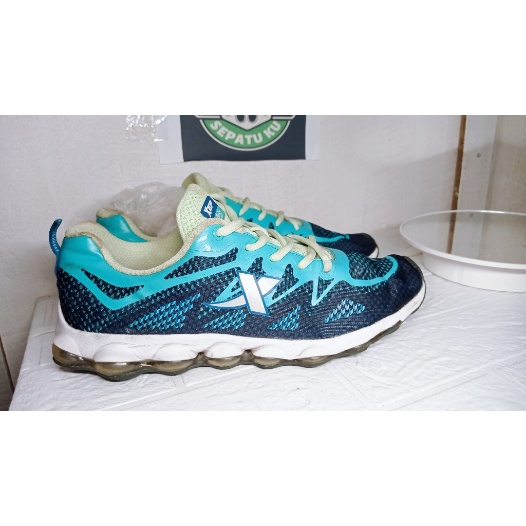 SEPATU XTEP TABUNG SECOND BRANDED PRIA/WANITA FREE KAOS KAKI