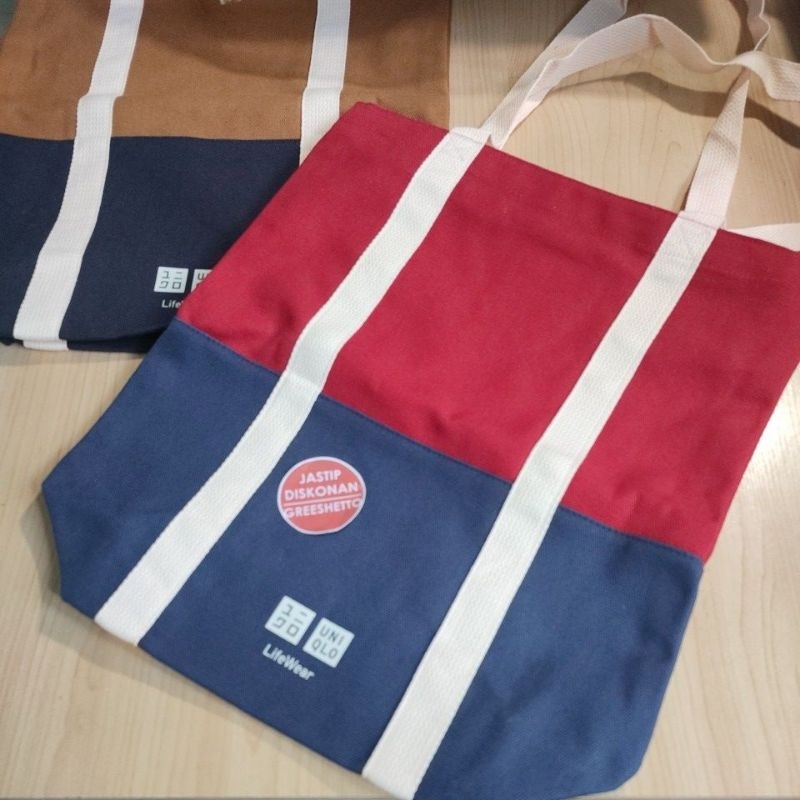 TAS MINI ROUND-TOTE BAG RANSEL UNIQLO ANNIVERSARY 10th