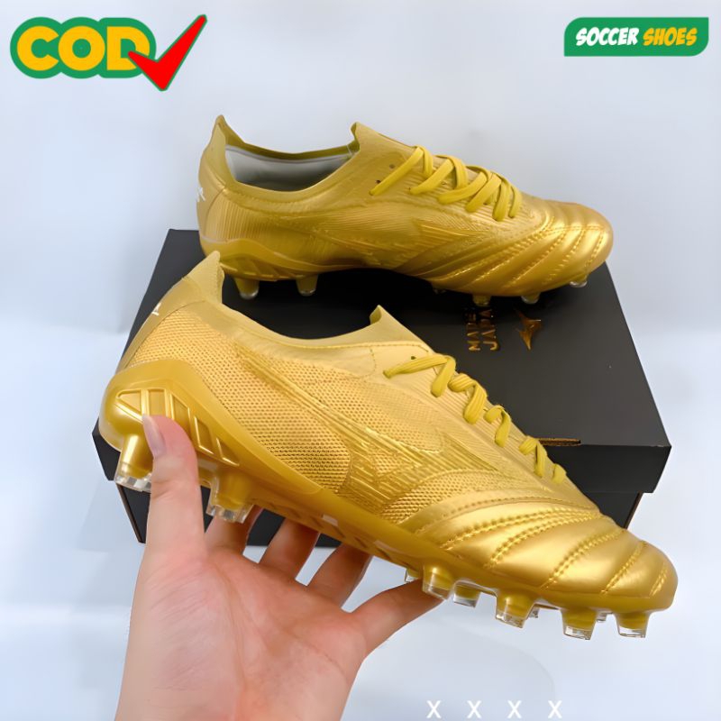 SEPATU BOLA MIZUNO BETA 3 GOLD METALIC