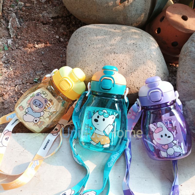 Botol Minum Anak Lucu dan Unik Lovely Cute 650Ml dengan 2 cara minum Terdapat Sedotan, Tali Selempan