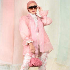 Sideline - Tamara Outer