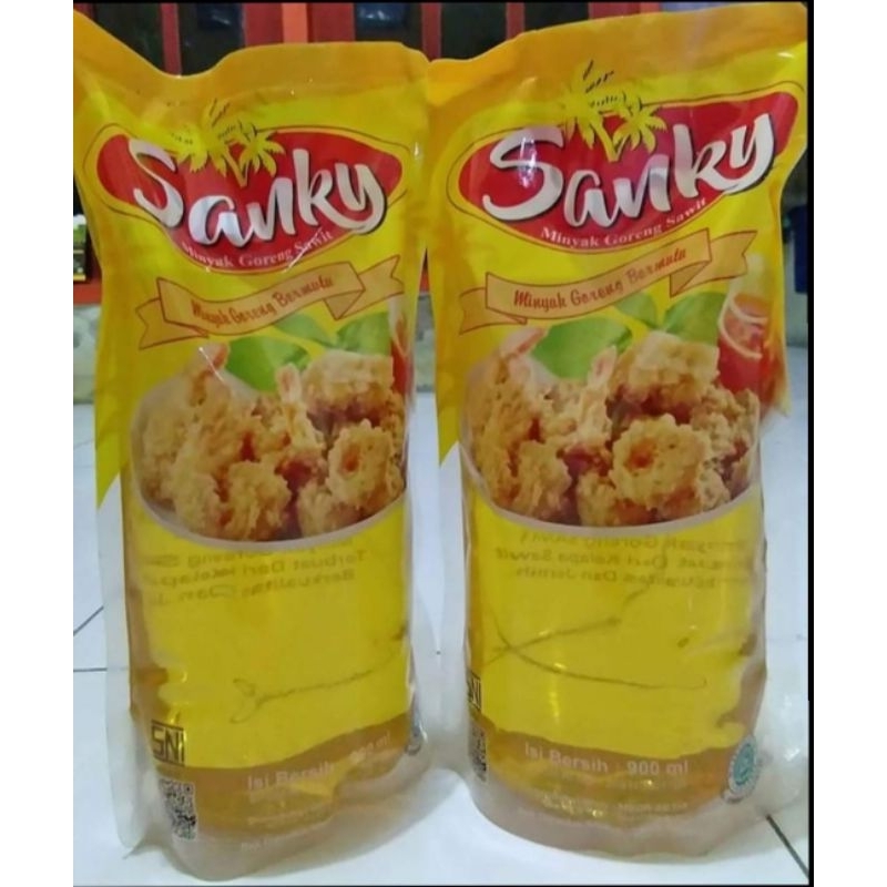 

Minyak goreng sanky 800ML