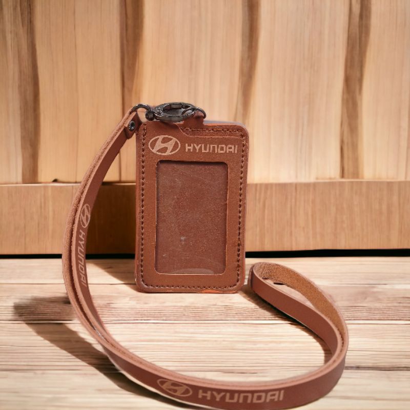 

Tempat Id Card Kulit Hyundai