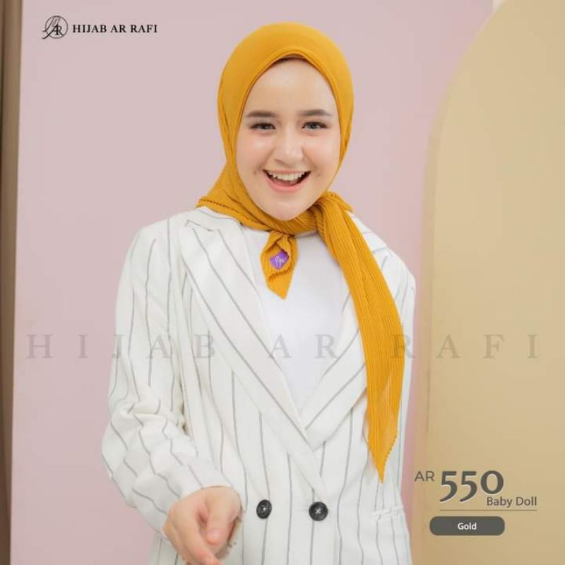 AR 550 Jilbab Segi empat Pliskit Scraft Arrafi Hijab  Segi empat Polos