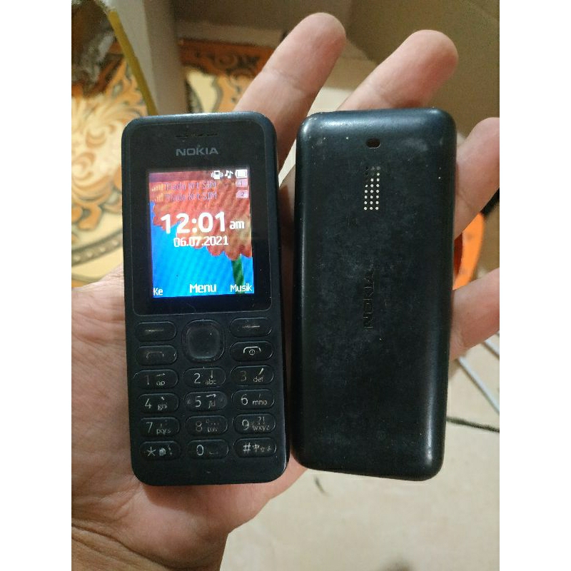 Nokia RM-1035 bahan