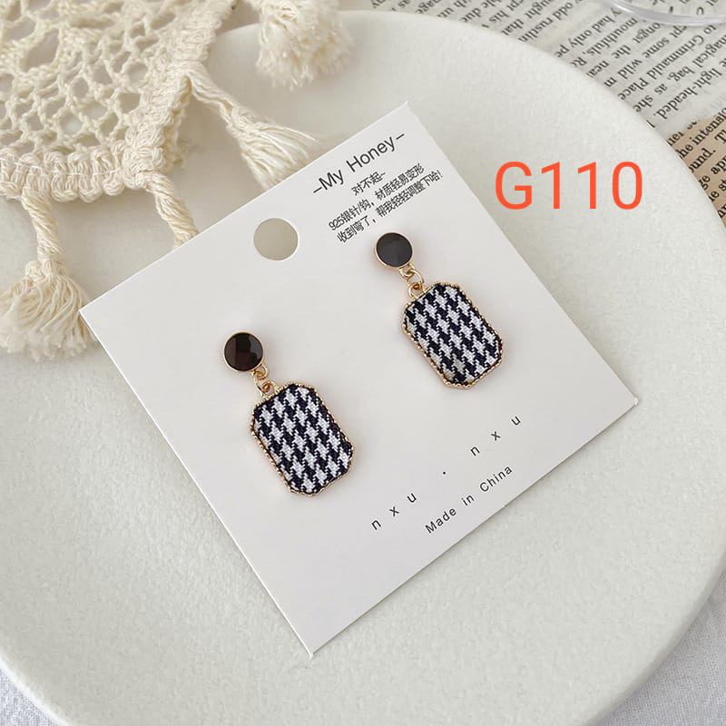 Anting Korea Tusuk Kotak Hitam G110 /Anting fashion /Korea style /Aksesoris Anting /Earring/Anting i