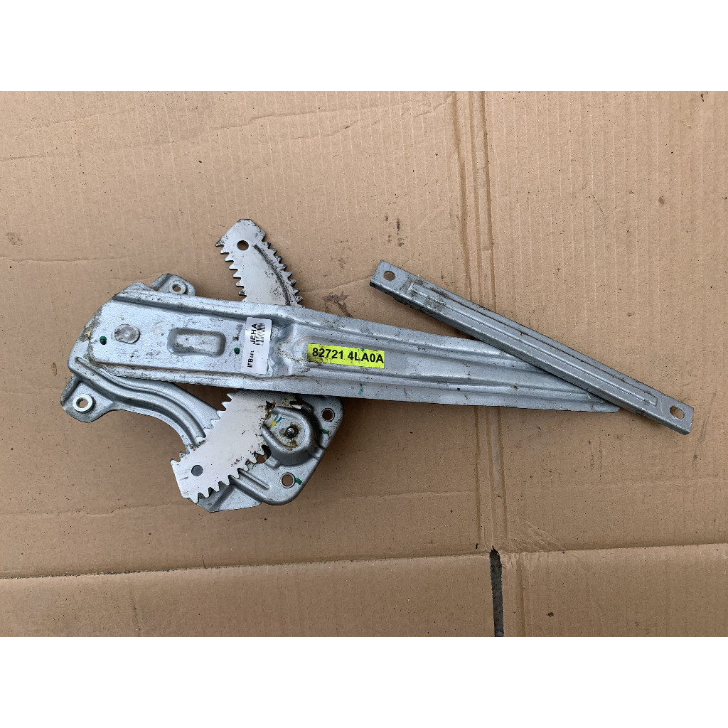 Regulator Kaca Pintu Belakang Datsun Go Manual Non Power Window Ori Copotan